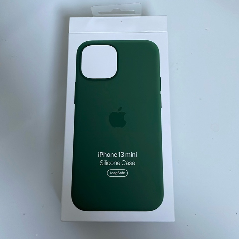 iPhone 13 mini Silicone case Clover
